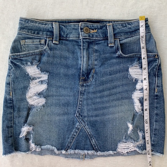Hollister Distressed High Rise Vintage Stretch Jean Mini Skirt - Picture 13 of 13